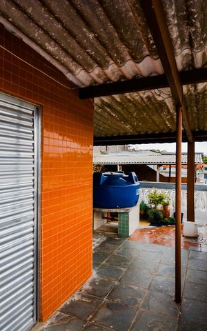 Casa à venda com 200m², 3 quartos e 2 vagasVaranda