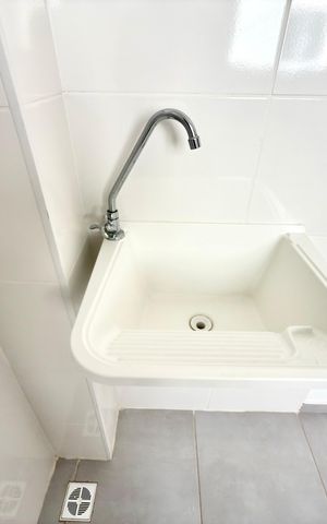 Apartamento para alugar com 50m², 2 quartos e 1 vaga Apartamento para alugar com 50m², 2 quartos e 1 vagaCozinha e Área de Serviço