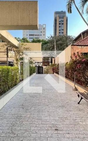 Apartamento à venda com 80m², 2 quartos e 1 vaga