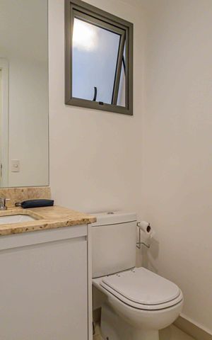 Apartamento à venda com 68m², 2 quartos e 2 vagas Apartamento à venda com 68m², 2 quartos e 2 vagasBanheiro social