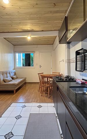 Casa para alugar com 55m², 1 quarto e sem vaga