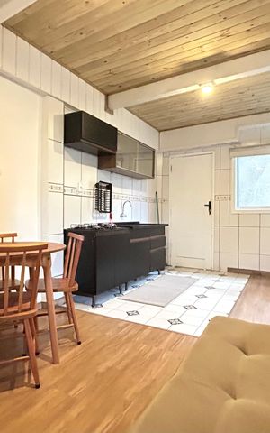 Casa para alugar com 55m², 1 quarto e sem vaga