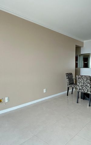 Apartamento para alugar com 95m², 2 quartos e 1 vaga Apartamento para alugar com 95m², 2 quartos e 1 vagaSala