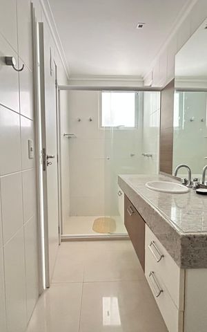 Apartamento para alugar com 95m², 2 quartos e 1 vaga Apartamento para alugar com 95m², 2 quartos e 1 vagaBanheiro suíte 1