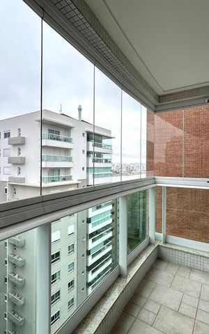 Apartamento para alugar com 95m², 2 quartos e 1 vaga Apartamento para alugar com 95m², 2 quartos e 1 vagaVaranda da Sala