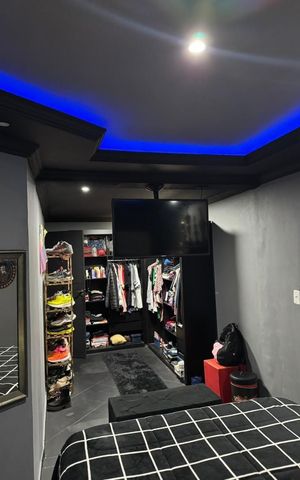 Casa à venda com 88m², 1 quarto e sem vaga Casa à venda com 88m², 1 quarto e sem vagaQuarto
