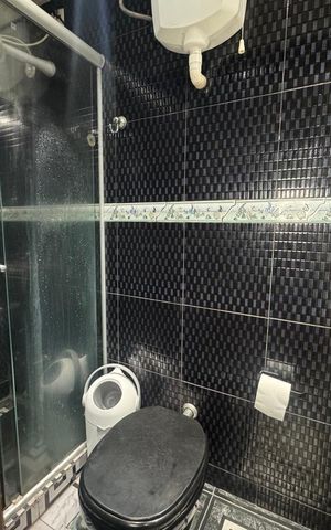 Casa à venda com 88m², 1 quarto e sem vaga Casa à venda com 88m², 1 quarto e sem vagaBanheiro