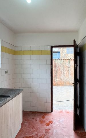 Casa para alugar com 288m², 2 quartos e 2 vagas Casa para alugar com 288m², 2 quartos e 2 vagasCozinha