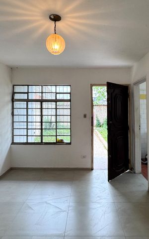 Casa para alugar com 288m², 2 quartos e 2 vagas Casa para alugar com 288m², 2 quartos e 2 vagasSala