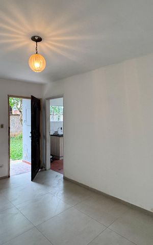 Casa para alugar com 288m², 2 quartos e 2 vagas Casa para alugar com 288m², 2 quartos e 2 vagasSala