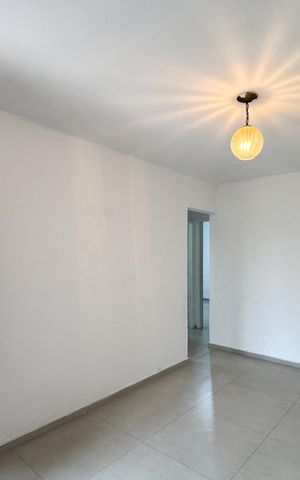 Casa para alugar com 288m², 2 quartos e 2 vagas Casa para alugar com 288m², 2 quartos e 2 vagasSala