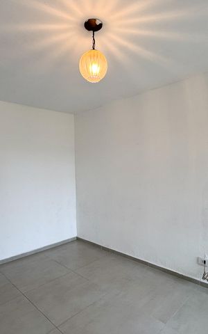 Casa para alugar com 288m², 2 quartos e 2 vagas Casa para alugar com 288m², 2 quartos e 2 vagasSala