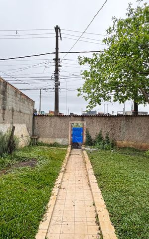 Casa para alugar com 288m², 2 quartos e 2 vagas Casa para alugar com 288m², 2 quartos e 2 vagasEntrada