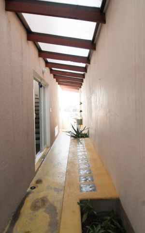 Casa à venda com 180m², 3 quartos e 2 vagasGaragem