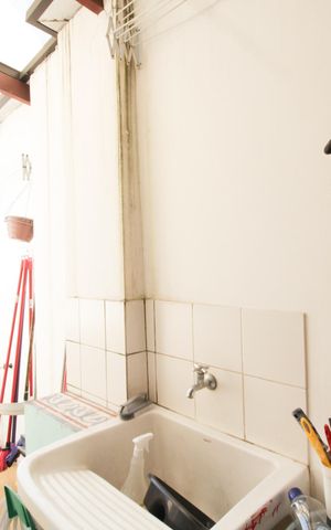 Casa à venda com 180m², 3 quartos e 2 vagasÁrea de Serviço