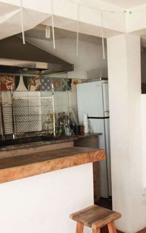 Casa à venda com 180m², 3 quartos e 2 vagasChurrasqueira
