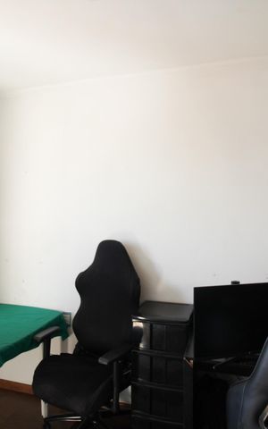 Casa à venda com 180m², 3 quartos e 2 vagasQuarto 3