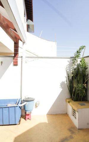 Casa à venda com 180m², 3 quartos e 2 vagasQuintal