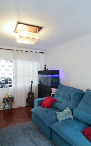 Casa à venda com 180m², 3 quartos e 2 vagasSala