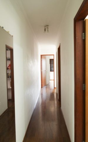 Casa à venda com 180m², 3 quartos e 2 vagasDetalhe