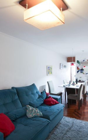Casa à venda com 180m², 3 quartos e 2 vagasSala
