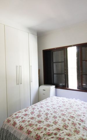 Casa à venda com 180m², 3 quartos e 2 vagasQuarto 2