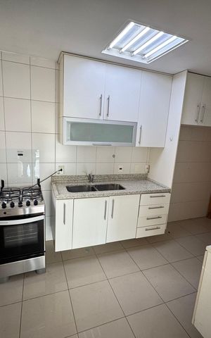 Apartamento à venda com 127m², 3 quartos e 3 vagas Apartamento à venda com 127m², 3 quartos e 3 vagasCozinha