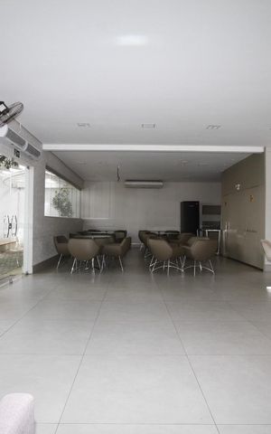 Apartamento à venda com 160m², 3 quartos e 2 vagas Apartamento à venda com 160m², 3 quartos e 2 vagasÁrea comum - Salão de festas
