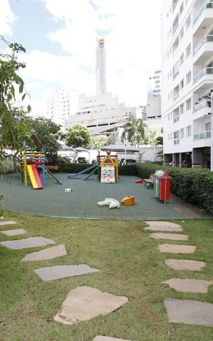 Apartamento à venda com 160m², 3 quartos e 2 vagas Apartamento à venda com 160m², 3 quartos e 2 vagasÁrea comum