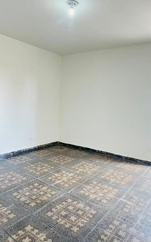 Casa para alugar com 100m², 2 quartos e sem vaga Casa para alugar com 100m², 2 quartos e sem vagaQuarto