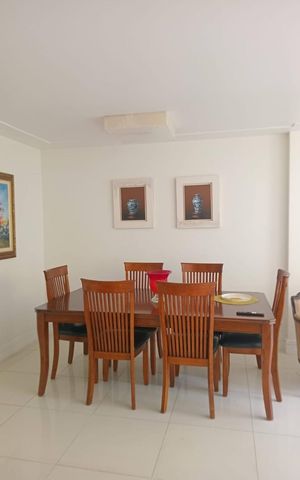 Apartamento à venda com 125m², 3 quartos e 2 vagas Apartamento à venda com 125m², 3 quartos e 2 vagasSala