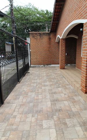 Casa para alugar com 170m², 4 quartos e 2 vagasGaragem 
