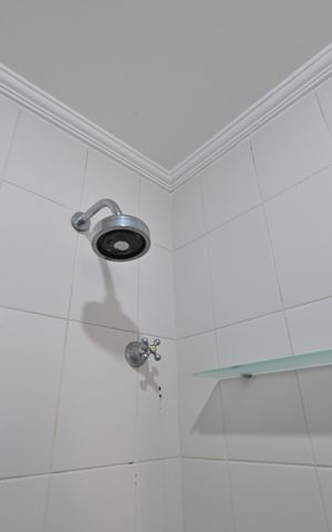 Apartamento à venda com 80m², 3 quartos e 2 vagasBanheiro da Suíte