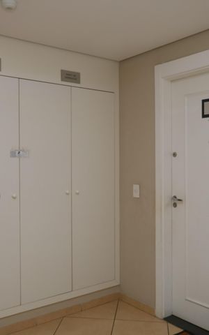 Apartamento à venda com 46m², 2 quartos e 1 vagaÁrea comum - Saguão do andar