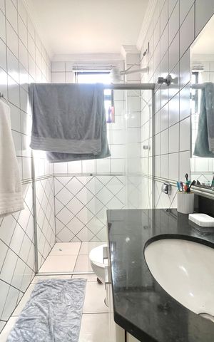 Apartamento à venda com 147m², 2 quartos e 2 vagasBanheiro Social
