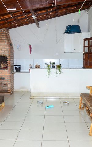 Casa para alugar com 100m², 3 quartos e 1 vagaVaranda