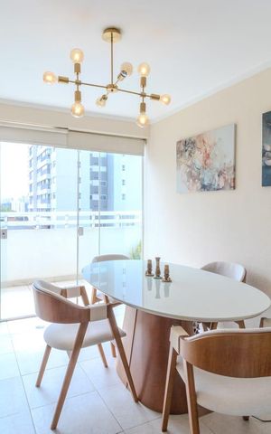 Apartamento à venda com 90m², 2 quartos e 1 vaga Apartamento à venda com 90m², 2 quartos e 1 vagaVaranda