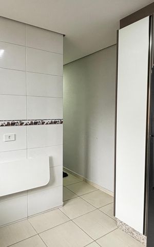 Apartamento para alugar com 196m², 2 quartos e 2 vagas Apartamento para alugar com 196m², 2 quartos e 2 vagasCozinha