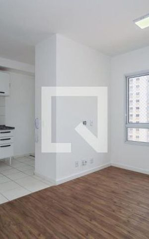 Apartamento à venda com 44m², 2 quartos e 1 vaga Apartamento à venda com 44m², 2 quartos e 1 vagaSala
