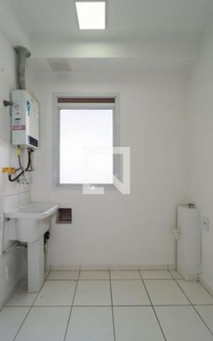 Apartamento à venda com 44m², 2 quartos e 1 vaga Apartamento à venda com 44m², 2 quartos e 1 vagaÁrea de serviço