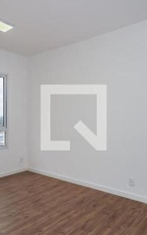 Apartamento à venda com 44m², 2 quartos e 1 vaga Apartamento à venda com 44m², 2 quartos e 1 vagaSala