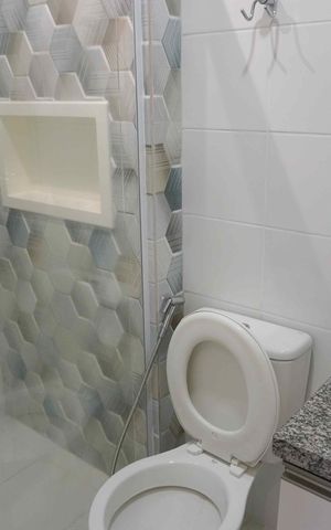 Apartamento para alugar com 58m², 2 quartos e 1 vaga Apartamento para alugar com 58m², 2 quartos e 1 vagaBanheiro da Suíte