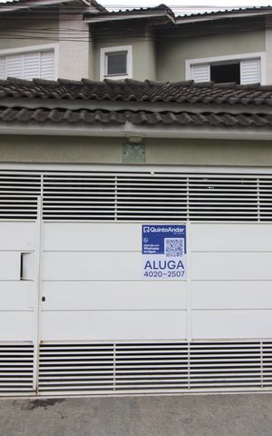 Casa para alugar com 100m², 2 quartos e 2 vagasfachada