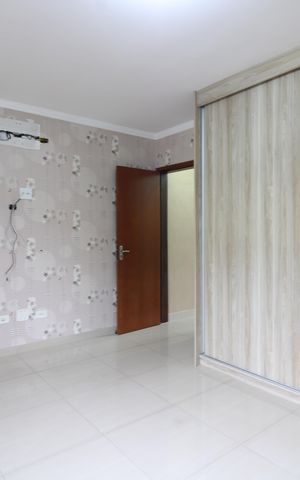 Casa para alugar com 100m², 2 quartos e 2 vagasSuíte 2