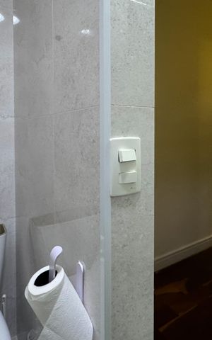 Casa à venda com 203m², 3 quartos e 2 vagas Casa à venda com 203m², 3 quartos e 2 vagasBanheiro - Suíte 2