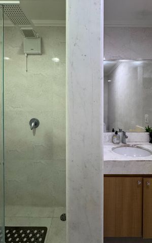 Casa à venda com 203m², 3 quartos e 2 vagas Casa à venda com 203m², 3 quartos e 2 vagasBanheiro - Suíte 2