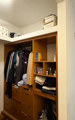 Casa à venda com 203m², 3 quartos e 2 vagas Casa à venda com 203m², 3 quartos e 2 vagasCloset - Suíte 2