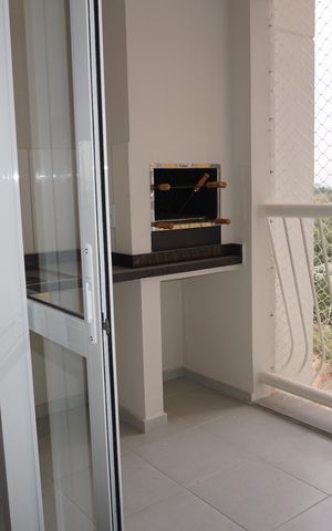 Apartamento para alugar com 82m², 2 quartos e 1 vagaVaranda