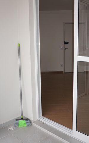 Apartamento para alugar com 82m², 2 quartos e 1 vagaVaranda