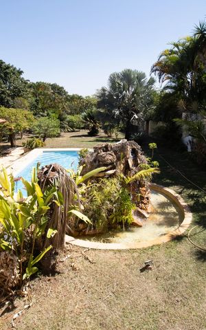 Casa de condomínio para alugar com 2000m², 7 quartos e 5 vagas Casa de condomínio para alugar com 2000m², 7 quartos e 5 vagasVista da Sacada